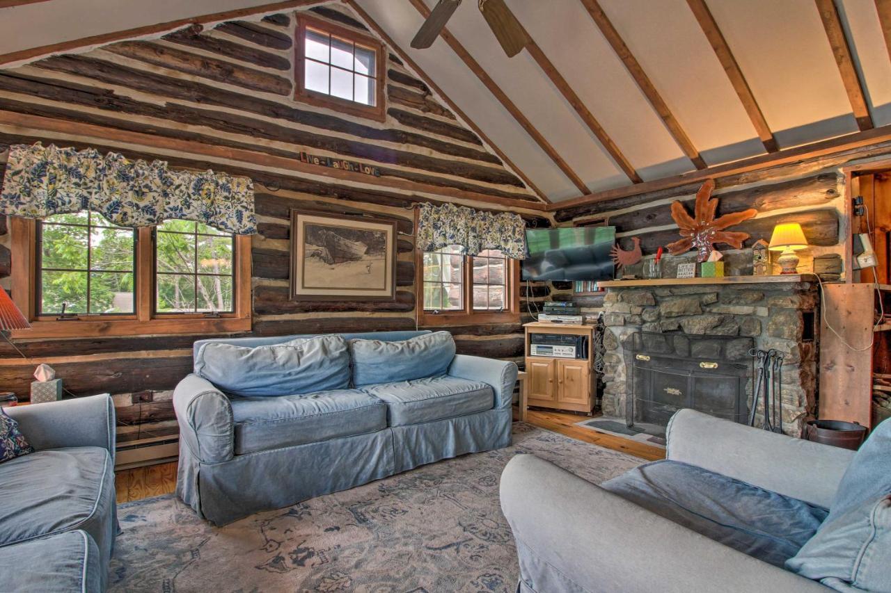 Waterfront Lake George Cabin Walk To Water Exterior foto