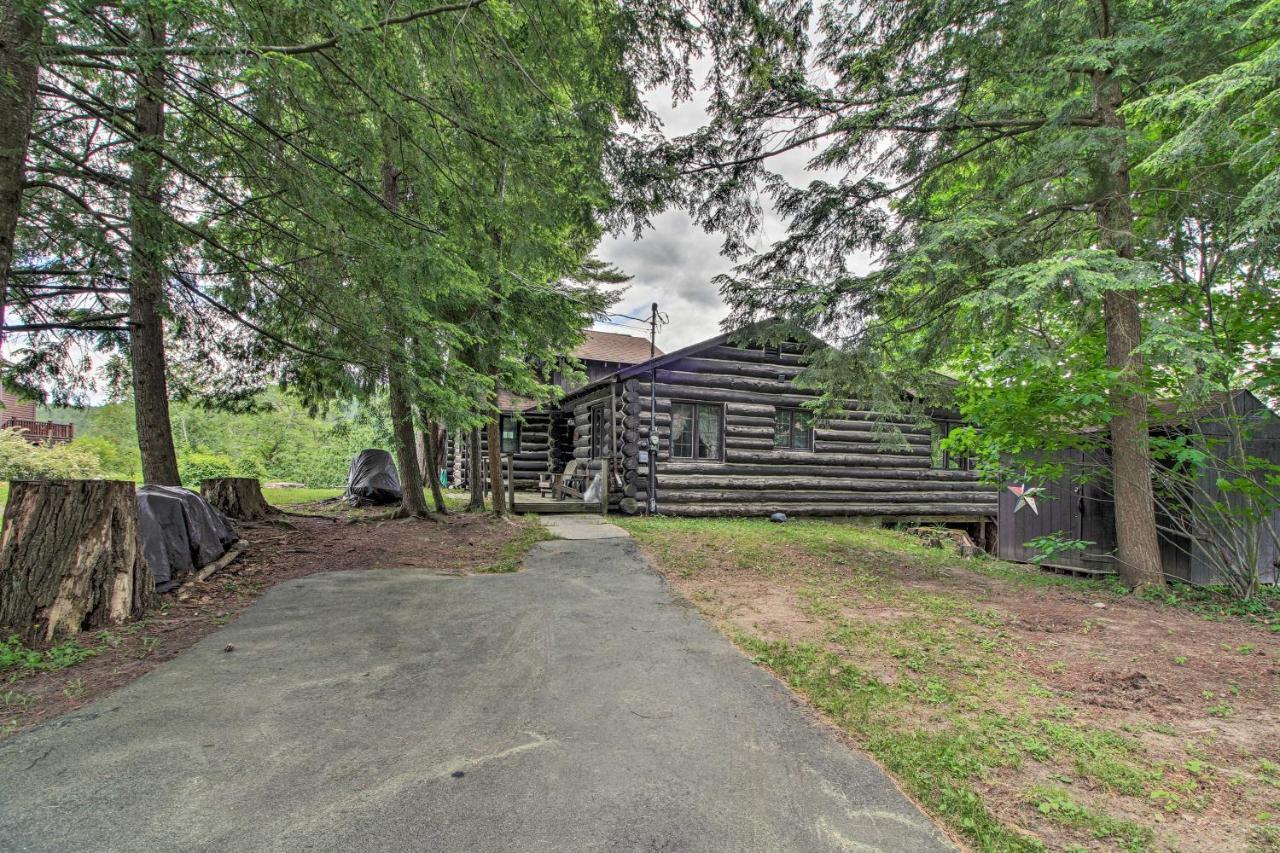Waterfront Lake George Cabin Walk To Water Exterior foto